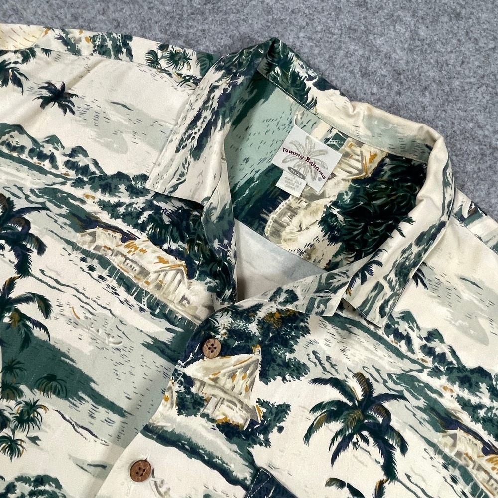 Tommy Bahama Mens Button Down Shirt L Cream Tropical Silk Relaxed Camp Aloha